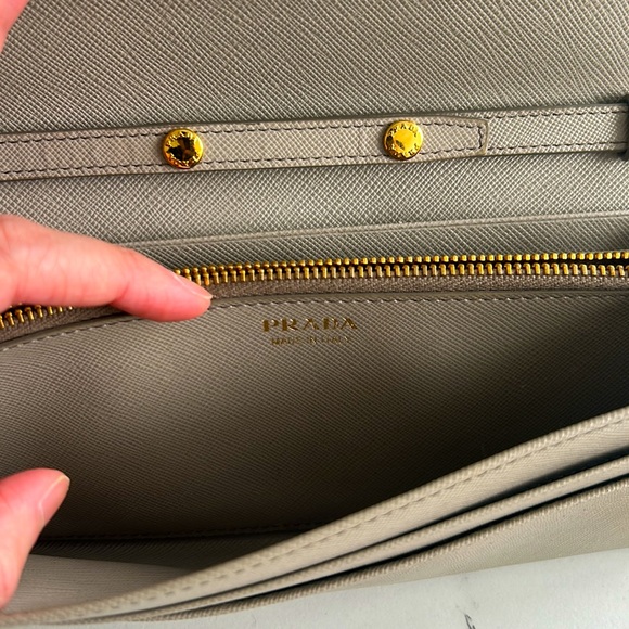 Authentic Prada Saffiano Wallet on Chain - Picture 6 of 11